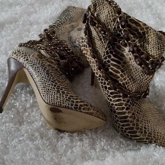 Snake skin boots, with snap sides, chain & bling - Picture 6 of 8